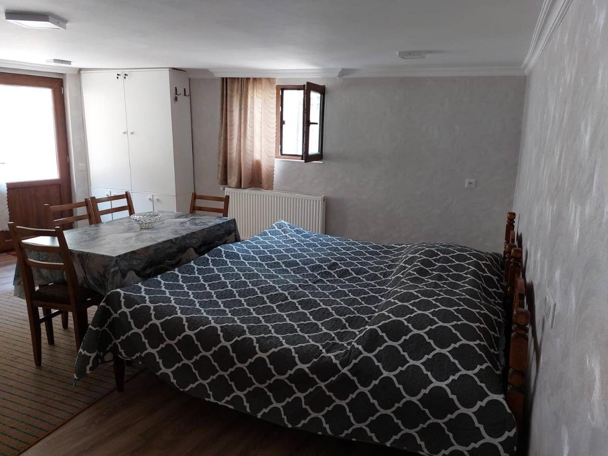 Davids Entire Place Боржоми Экстерьер фото